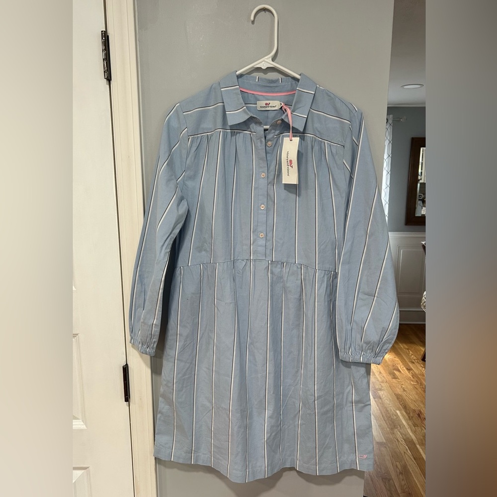 Vineyard Vines. Girls shirt dress.